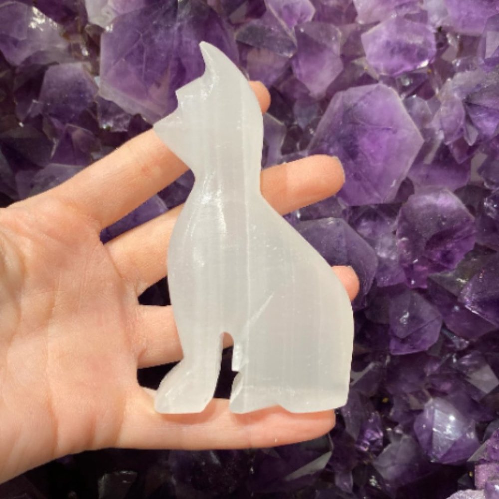 White Onyx 4" Cat Carving, Kid Room Decor, Hand Carved Cat Figurine Collectables